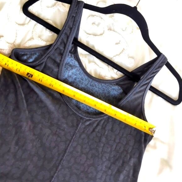 Nike Blue/Gray Cheetah Print Slim Fit Workout Tank Top Size S - Picture 7 of 12